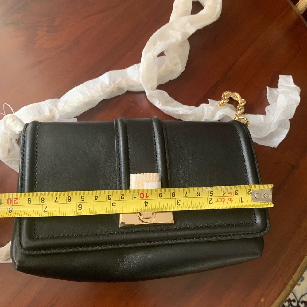 Purses - Picture 7 of 8